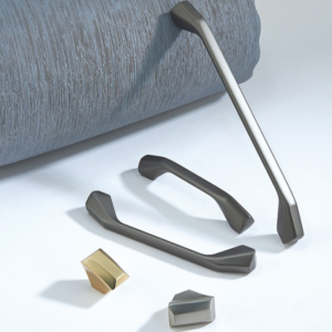 CABINET HANDLE HP8374